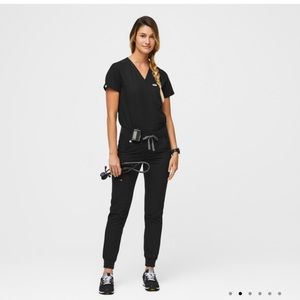 FIGS Zamora scrub joggers small tall